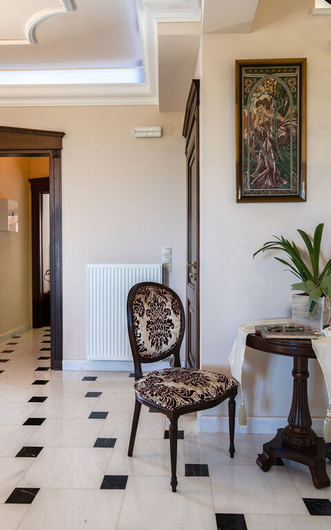 Iro Royal Villa: Salon