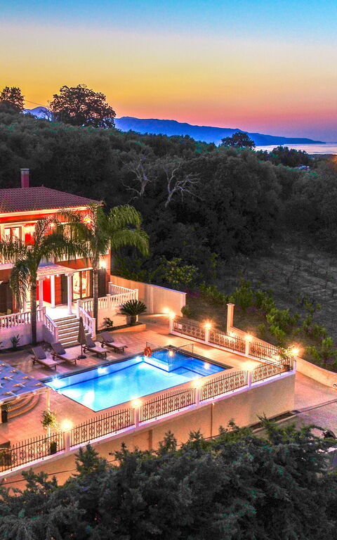 Iro Royal Villa: bassin, Extérieur, Extérieurs, Vues