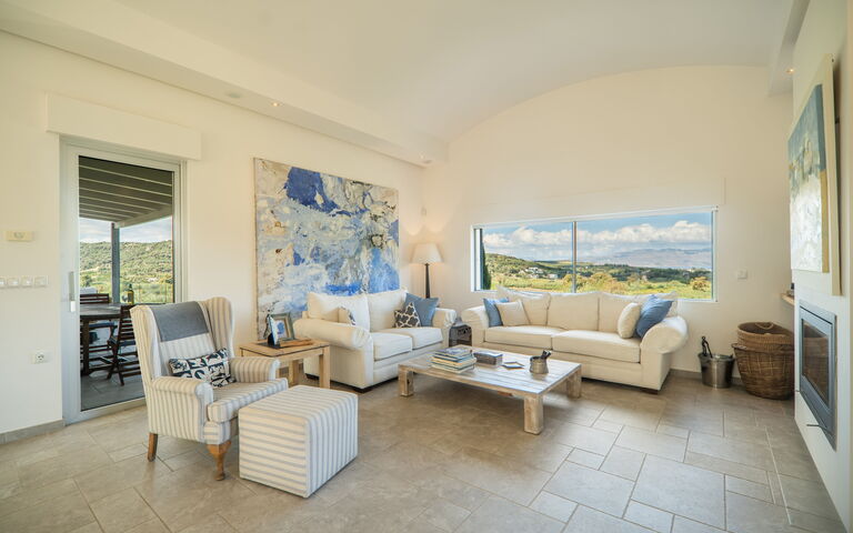 Villa Lucy: Salon