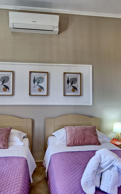 Villa Kostantina: chambre à coucher