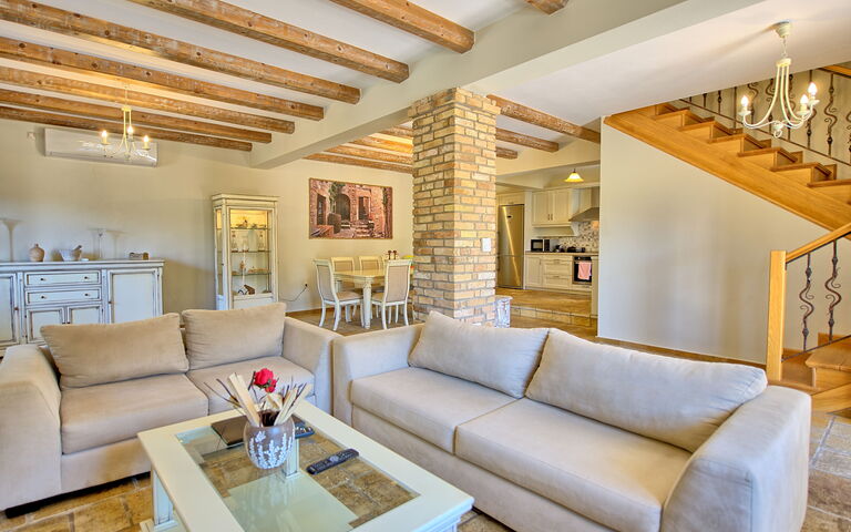 Villa Angie: Salon
