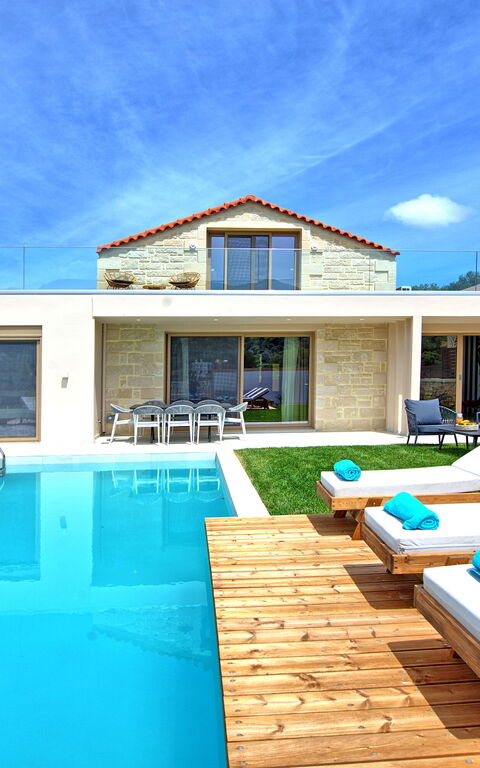 Villa Silentium Evilia: bassin, Extérieur, Extérieurs