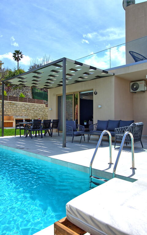 Villa Silentium Ionia: bassin, Extérieur, Extérieurs