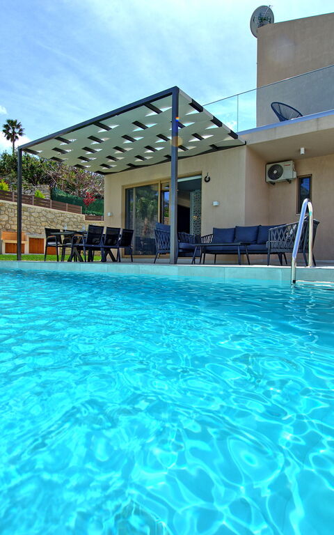 Villa Silentium Ionia: bassin, Été, Extérieur, Extérieurs