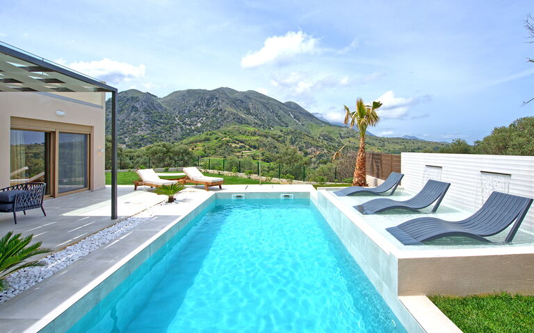 Villa Silentium Olia: bassin, Été, Extérieur, Jardin