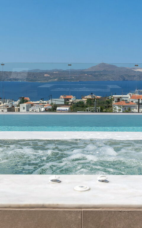 Seaview Lux: Extérieur, Extérieurs, jacuzzi