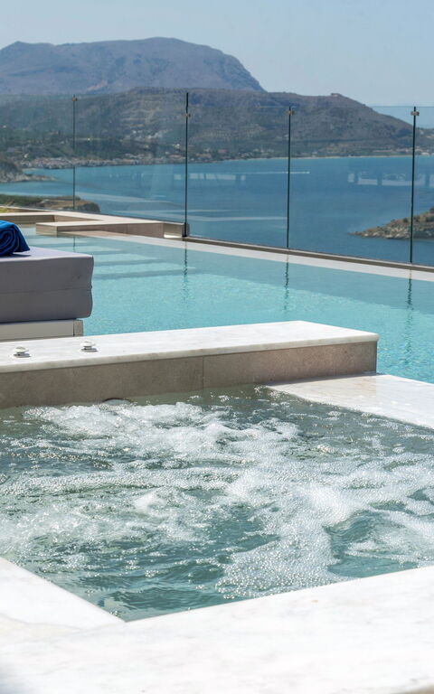 Seaview Lux: Extérieur, Extérieurs, jacuzzi