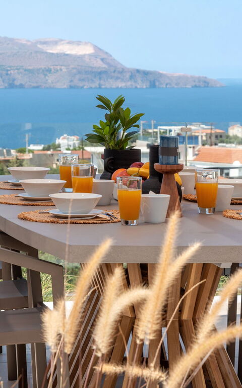 Seaview Lux: Aliments, Extérieur, Extérieurs