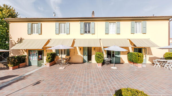 Bello Stare: Extérieur