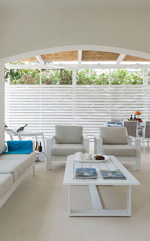 Villa Hermes: Extérieurs