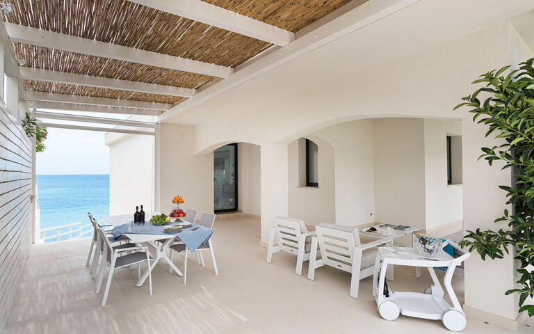 Villa Hermes: Extérieurs