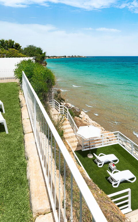 Stella Maris: Extérieur, Extérieurs, Jardin, Vues