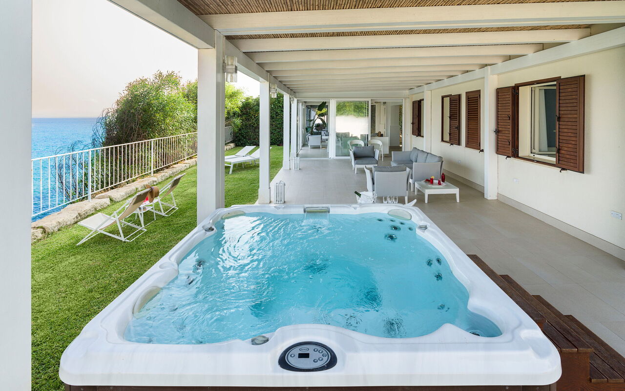 Stella Maris: Extérieur, Extérieurs, jacuzzi, Jardin, Vues