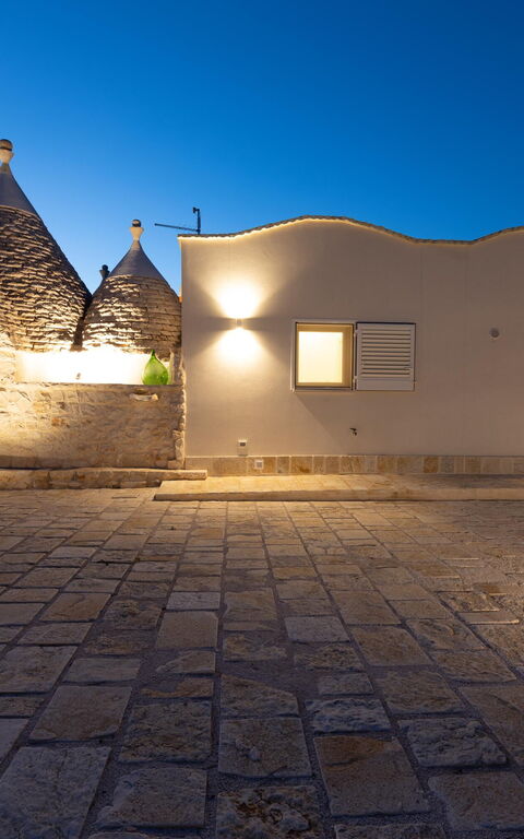 Trullo Adea: Extérieur, Extérieurs
