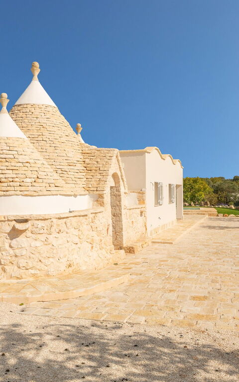Trullo Adea: Extérieur, Extérieurs