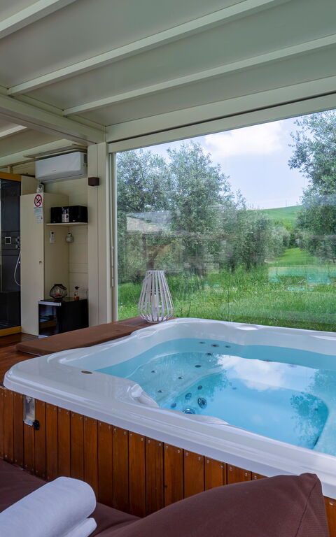 Villa Ca Viola: Bien-être, Extérieur, Extérieurs, jacuzzi