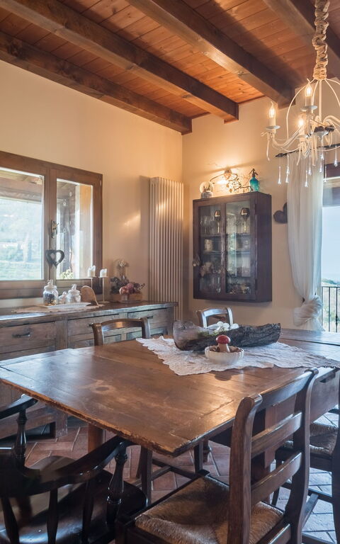 La Nocciola: Salle à manger, Salon