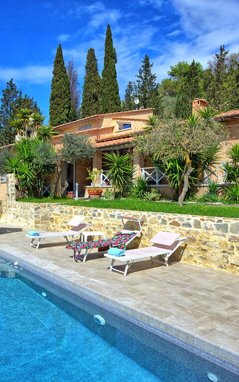 Santo Stefano: bassin, Été, Extérieur, Extérieurs, Jardin