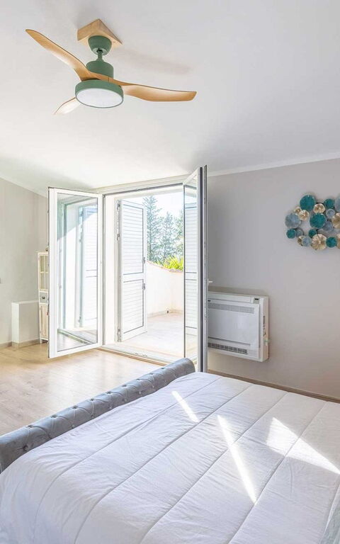 Santo Stefano: chambre à coucher