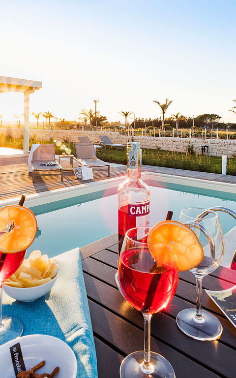 Villa San Lorenzo Ulivo: bassin, Extérieur, Extérieurs