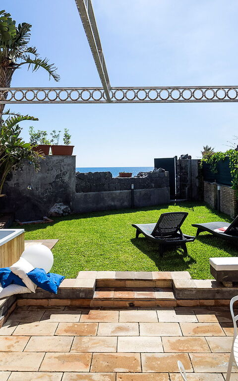 Casa Tecla: bassin, Jardin