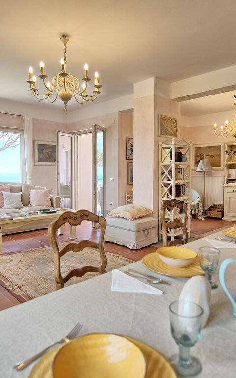 Casarosa Di Mariasole: Salle à manger, Salon