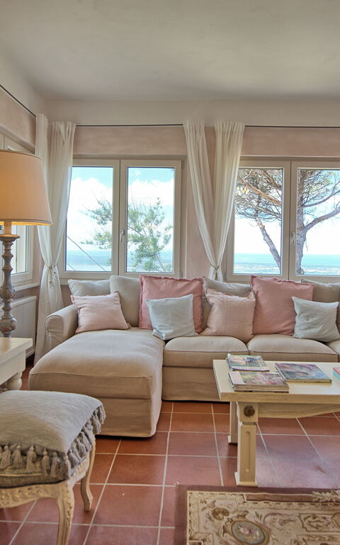 Casarosa Di Mariasole: Salle à manger, Salon