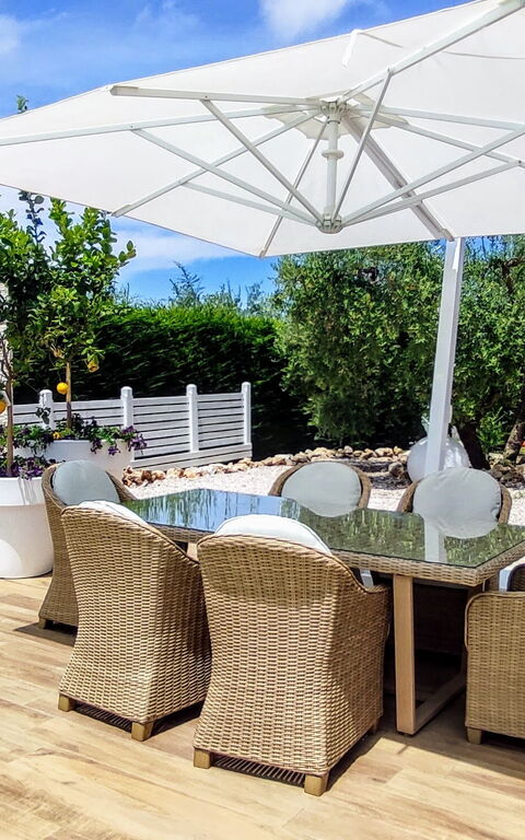 Villa Tagliaferri: bassin, Jardin