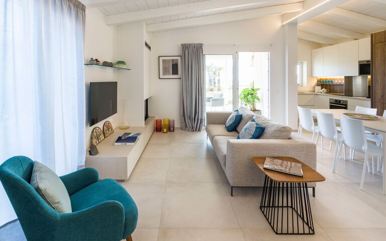 Villa Azulea: Cuisine, Salon