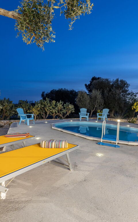 Villa Narkive: bassin, Vues