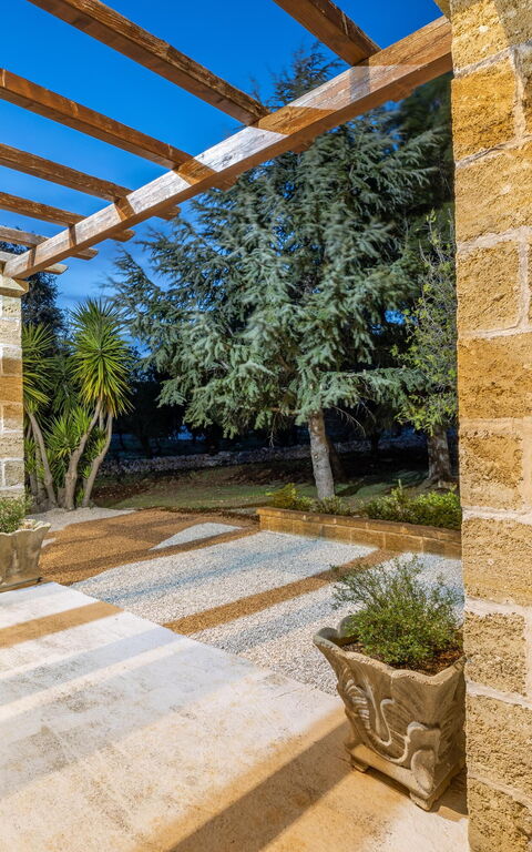 Villa Narkive: Extérieur, Extérieurs, Jardin