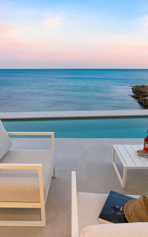 Bedda Matri: bassin, Extérieur, Extérieurs, Vues