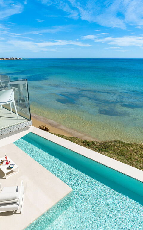 Bedda Matri: bassin, Extérieur, Extérieurs, Vues