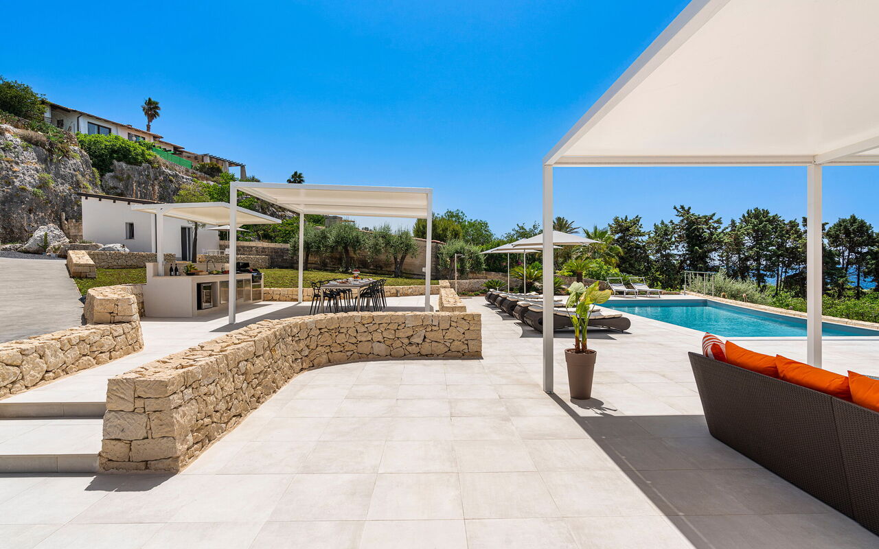 Villa Anna Plemmirio: bassin, Extérieur, Extérieurs