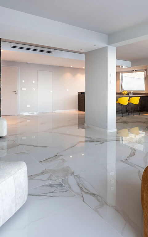 Baya Bella: Salle à manger, Salon