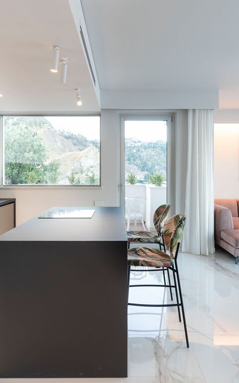 Baya Bella: Cuisine, Détails de la chambre, Salle à manger, Salon