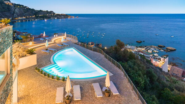 Baya Bella: bassin, Extérieur, Extérieurs, Vues