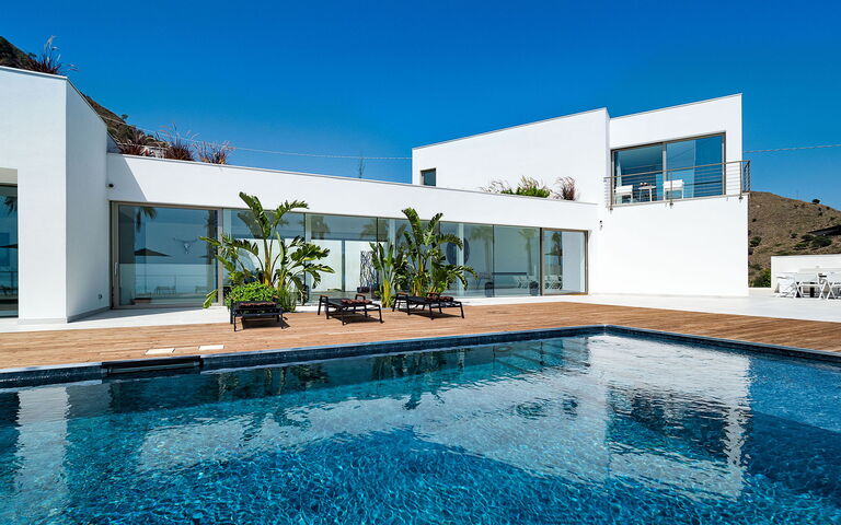 Villa Alexandra: bassin, Extérieur, Extérieurs, Vues