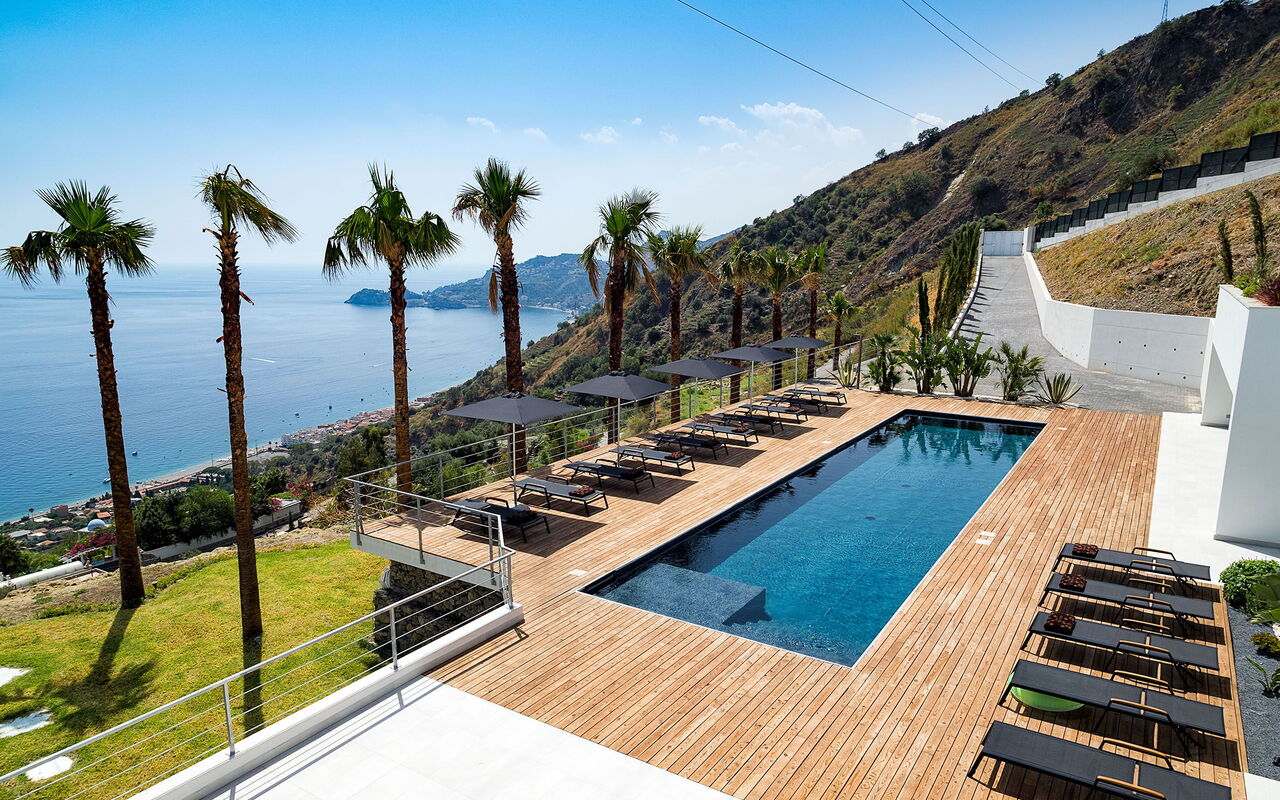 Villa Alexandra: bassin, Extérieur, Extérieurs, Vues