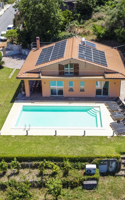 Villa Malu: Extérieur, Extérieurs, Vues