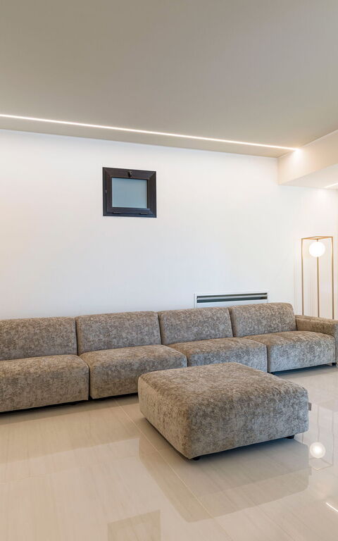 Zagara Bianca: Salon