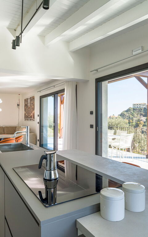 Zagara Bianca: Cuisine, Salle à manger, Salon