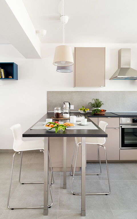 Diantha: Cuisine, Salon