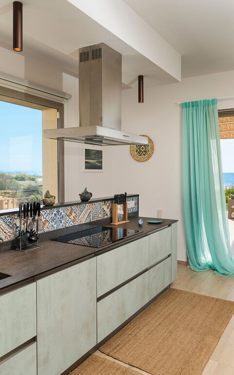 Casa Dafne: Cuisine, Salle à manger