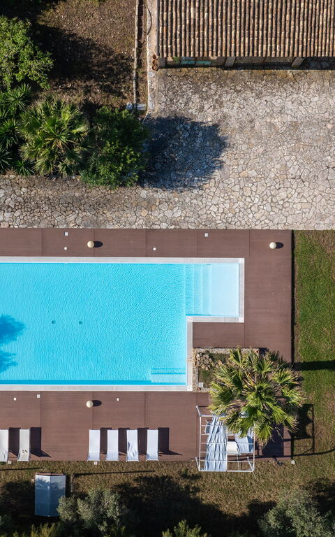 Villa Maraus: bassin, Jardin