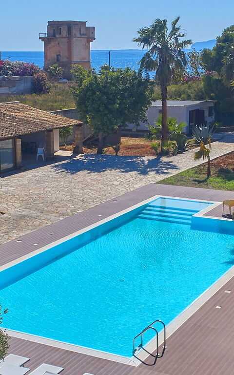 Villa Maraus: bassin, Extérieur, Extérieurs