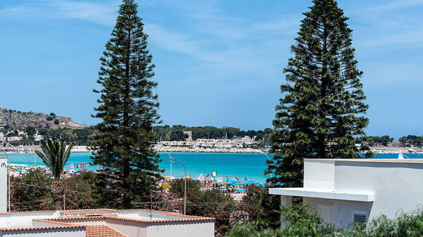 Spuma di Mare: Été, Extérieur, Extérieurs, Vues