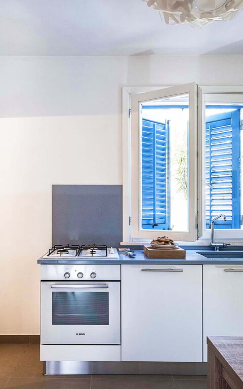 Lisca Bianca: Cuisine, Salon