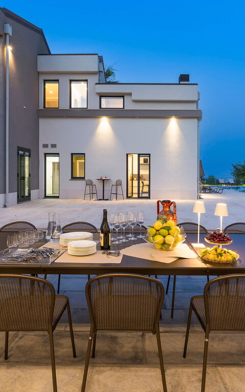 Villa Gianos: Extérieur, Extérieurs