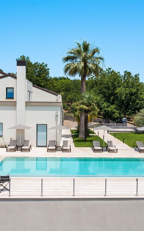 Villa Gianos: bassin, Extérieur, Extérieurs